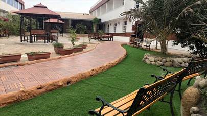 حیاط هتل مارینا 1 قشم حیاط هتل مارینا 1 قشم